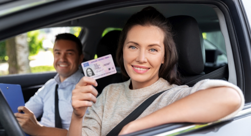 woman spanish driving licence exchange Malaga